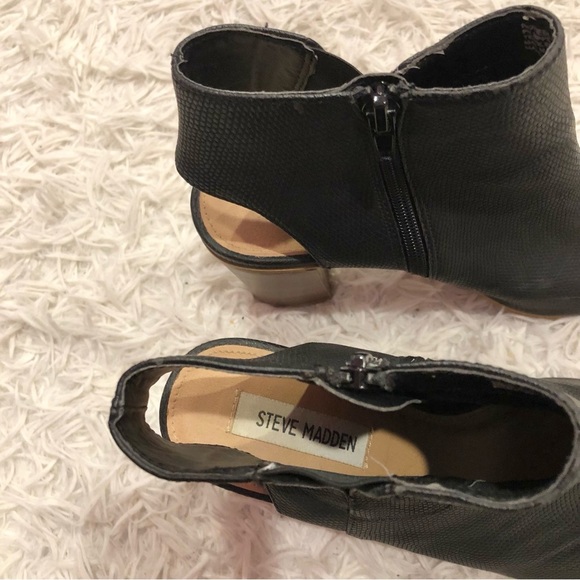 Steve‎ Madden notedd Faux Leather Peep Toe Block heel Bootie black size 9 - Picture 3 of 12